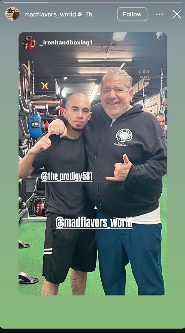 Joey Diaz compartiendo la publicación de Ironhand Boxing en su historia de Instagram