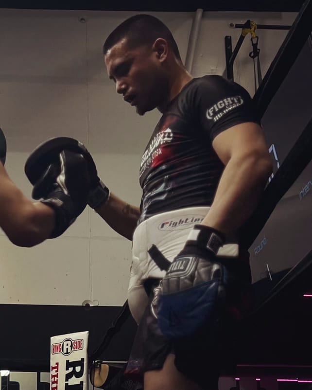 Ian Sampaga, Fundador y Entrenador Principal en Ironhand Boxing